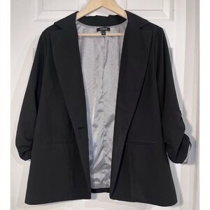 NWOT Torrid Size 1‎  14/16 Black 1-Button Closure Blazer Jacket Ruched Sleeves